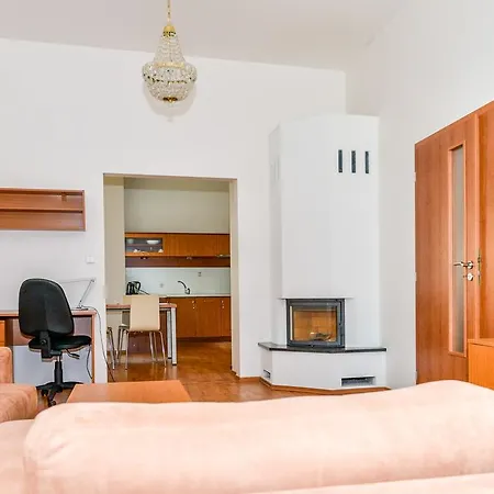 Apartment Downtown Zilina Exterior photo