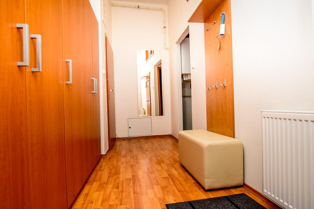 Downtown Apartment *